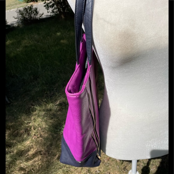 Call It Spring’s Faux PU Leather Zip Top Tote - Picture 5 of 13